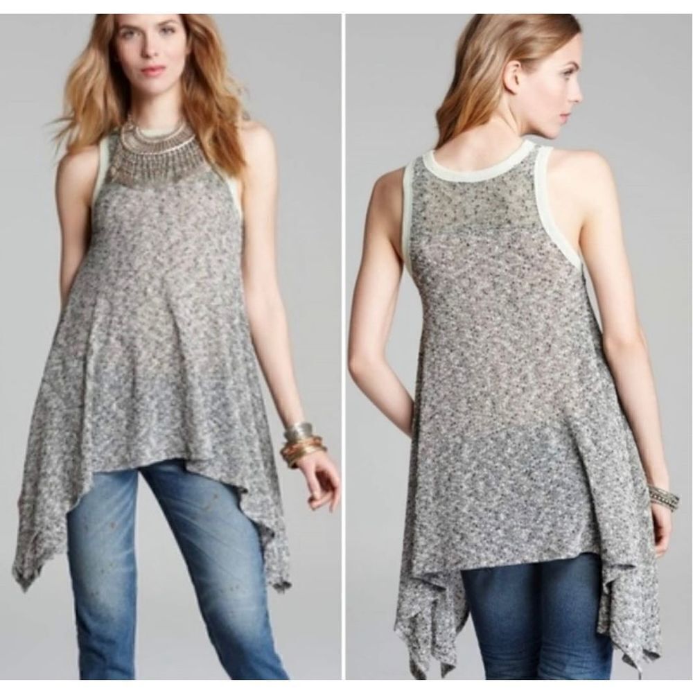 We The Free BumbleBees Knees Sharkbite
Hem Tank tunic open knit sheer size Large